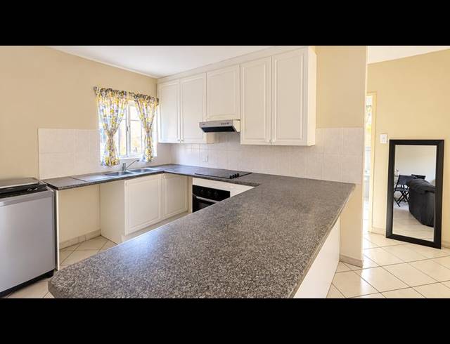 2 BEDROOM TOWNHOUSE FOR SALE IN AMBERFIELD